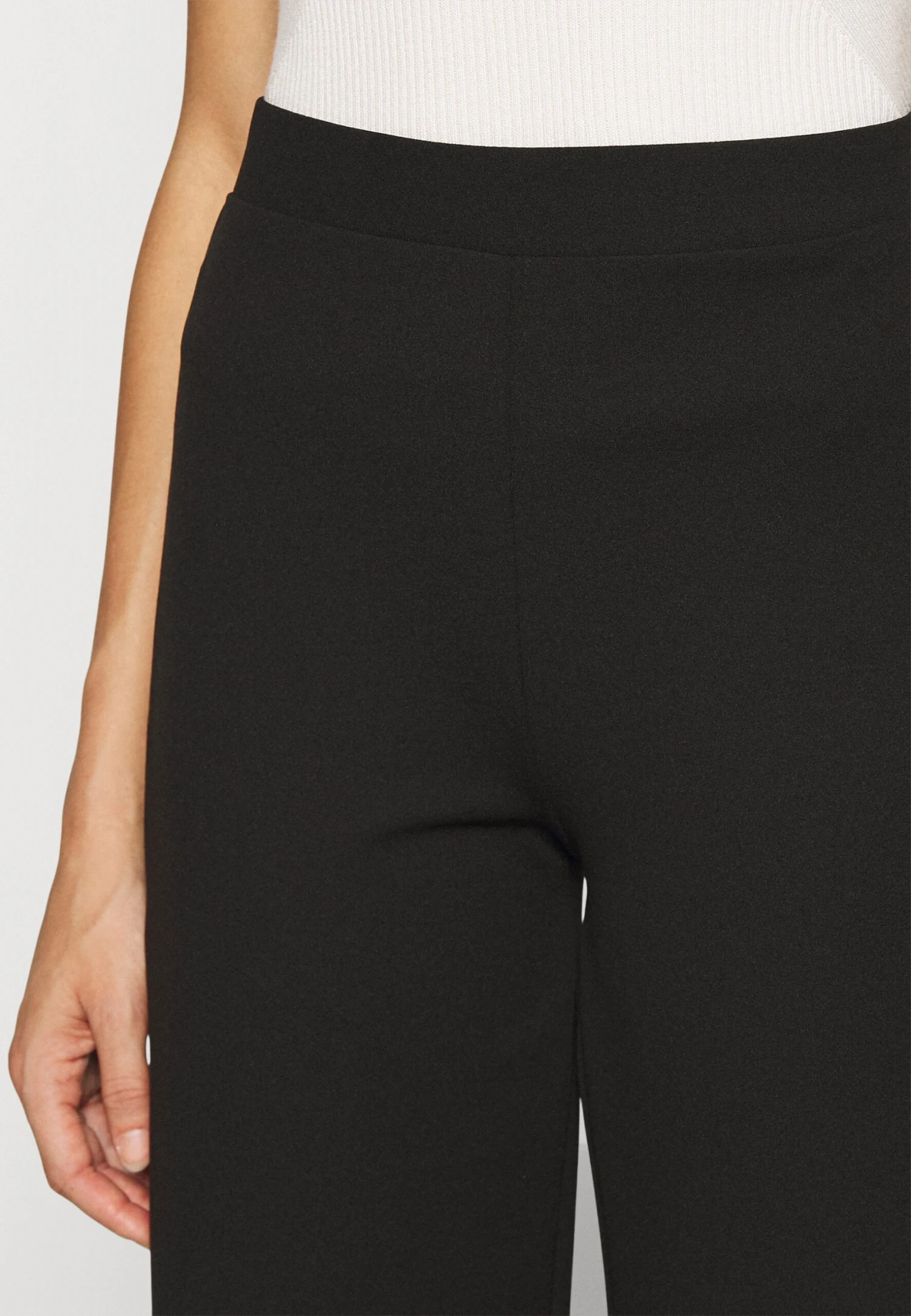 PantaloniBlack Donna Pantaloni EVI21A021-Q11 PantaloniBlack Donna Pantaloni EVI21A021-Q11 -Even&Odd Negozio a8b0eb64ebae4e6eb64491886834205b scaled