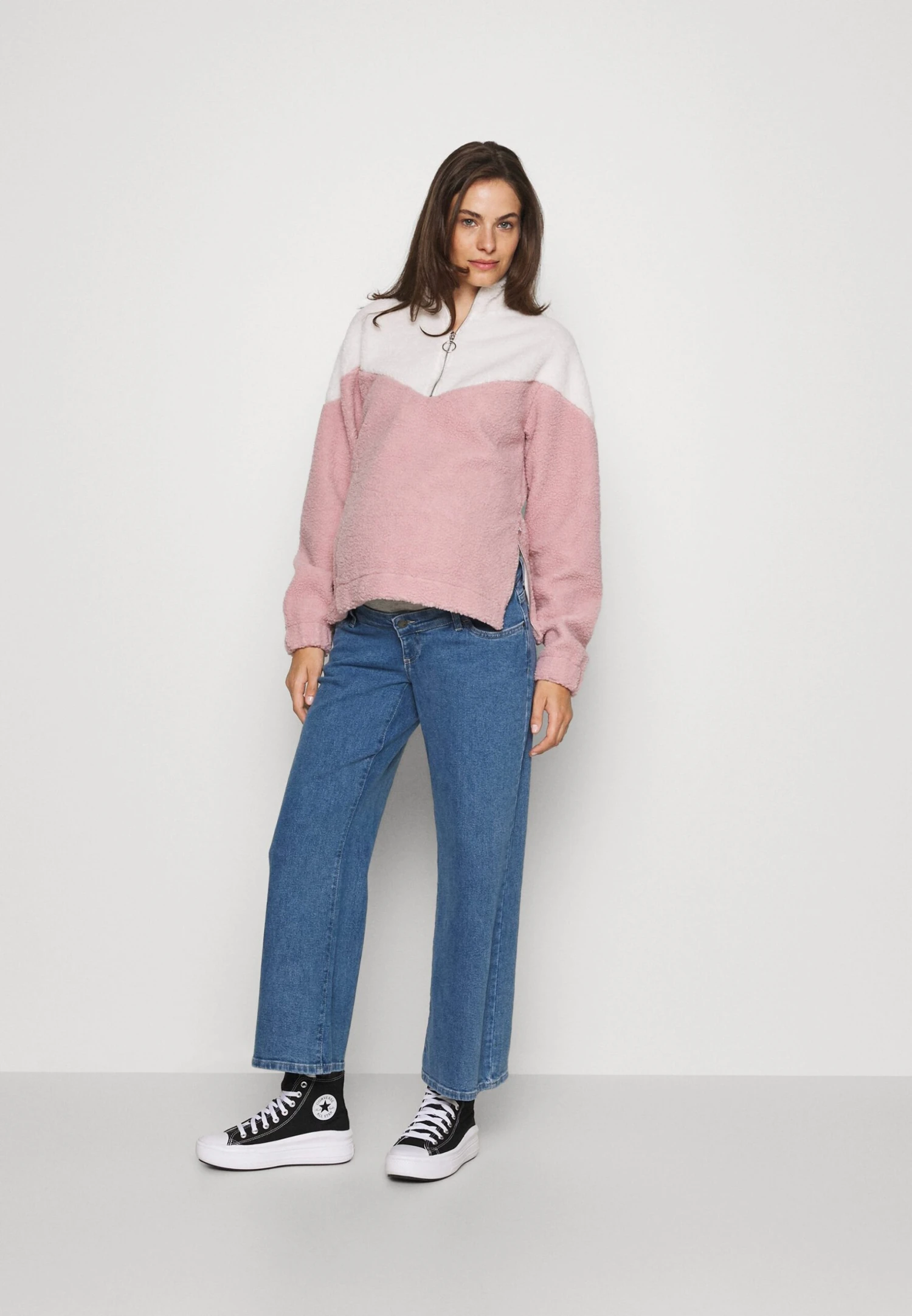 Felpa In PileOff-White/Pink Donna Felpe EVO29J00A-A11 Felpa In PileOff-White/Pink Donna Felpe EVO29J00A-A11 -Even&Odd Negozio ac08f219d41546058a86268ae6fdd2d3 scaled