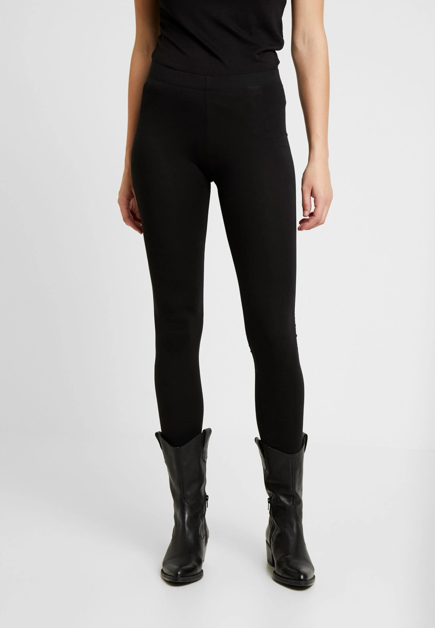 2 PackLeggingsBlack Donna Pantaloni EVI21A000-Q11 2 PackLeggingsBlack Donna Pantaloni EVI21A000-Q11 -Even&Odd Negozio b106ada2b53f45d3aa76a77ded0a66de scaled