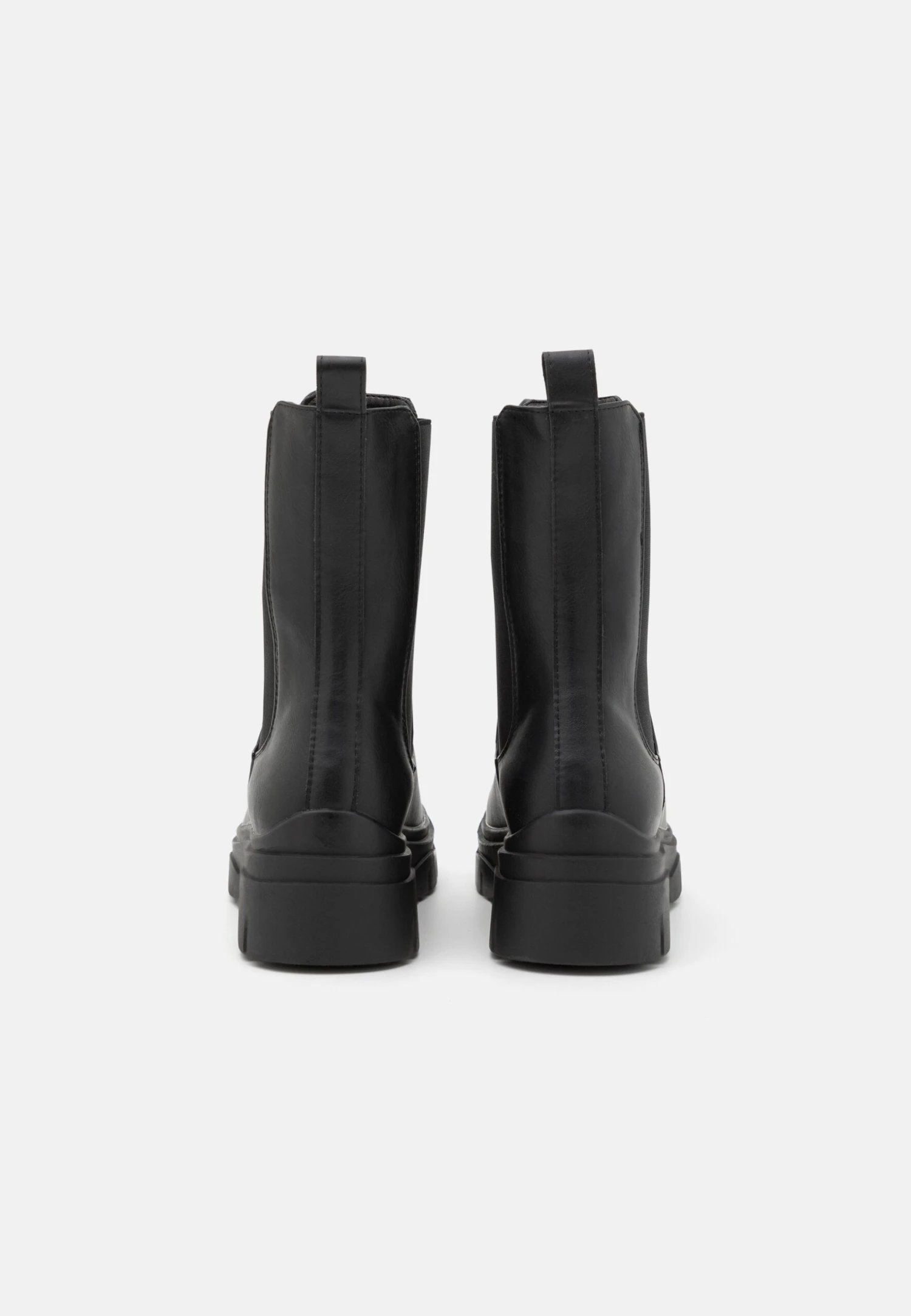 Stivaletti Con PlateauBlack Donna Stivaletti EVC11X00D-Q11 Stivaletti Con PlateauBlack Donna Stivaletti EVC11X00D-Q11 -Even&Odd Negozio b1c99faf33064909bc127461ab849850 scaled