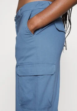 Even&Odd Pantaloni CargoBlue Donna Pantaloni EV421A0D7-K11 -Even&Odd Negozio b422afef09a94c1a95c0da5f29e2edbd scaled