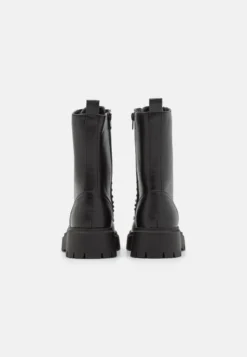 Stivaletti Con PlateauBlack Donna Stivaletti EVC11N02K-Q12 -Even&Odd Negozio b54437b1b80d475e8f3cc7f462bc62f0 scaled