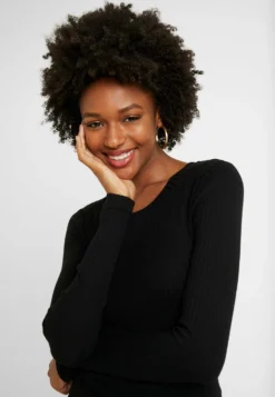 Maglietta A Manica LungaBlack Donna T-shirt E Top EVI21D003-Q11 -Even&Odd Negozio b8d14d5f61b64415972686eef2665225 scaled