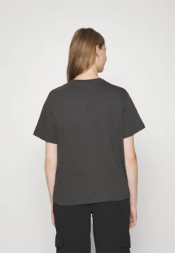 Even&Odd T-Shirt Con StampaBlack Donna T-shirt E Top EV421D26K-Q11 -Even&Odd Negozio b8e919fc9fee4853bd3064e8763a0b05 scaled