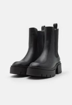 Stivaletti Con PlateauBlack Donna Stivaletti EVC11N02D-Q11 4 Stivaletti Con PlateauBlack Donna Stivaletti EVC11N02D-Q11 -Even&Odd Negozio bafccd63f1ad46d4af95242fbf336665 scaled