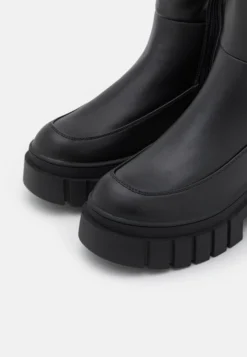 Even&Odd Stivali Con PlateauBlack Donna Stivali EV411A0U0-Q11 -Even&Odd Negozio bbae36dcc4ab473ab46187714867b0ef scaled