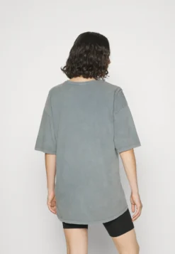 T-Shirt Con StampaBlack Donna T-shirt E Top EVO29G01G-Q11 4 T-Shirt Con StampaBlack Donna T-shirt E Top EVO29G01G-Q11 -Even&Odd Negozio bf060bba300b4680989b40948420f08c scaled