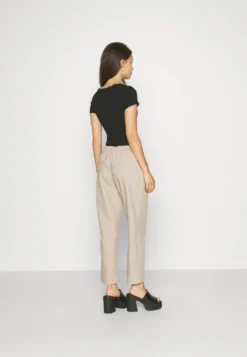 T-Shirt Con StampaBlack Donna T-shirt E Top EVF21D051-Q11 4 T-Shirt Con StampaBlack Donna T-shirt E Top EVF21D051-Q11 -Even&Odd Negozio bf77833011c845289b7969f227c0cf14 scaled