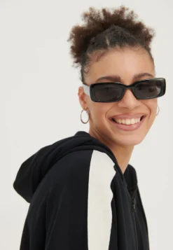 Even&Odd Felpa Con ZipBlack Donna Felpe EV421J0DA-Q11 -Even&Odd Negozio bf851e059308408ea4383ea309268893 scaled