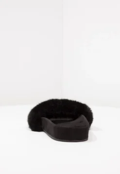 Even&Odd PantofoleBlack Donna Pantofole EV411A0BI-Q11 -Even&Odd Negozio c4cc6a676c354fd6bc1270ab07460085