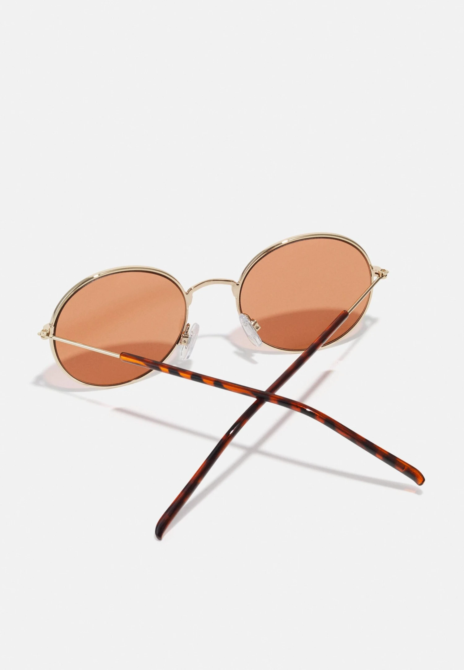 Occhiali Da SolePink Donna Occhiali da sole EV451K03T-J11 Even&Odd Occhiali Da SolePink Donna Occhiali Da Sole EV451K03T-J11 -Even&Odd Negozio c8a7b256abad4d96a2a02f0e93e78a4f scaled