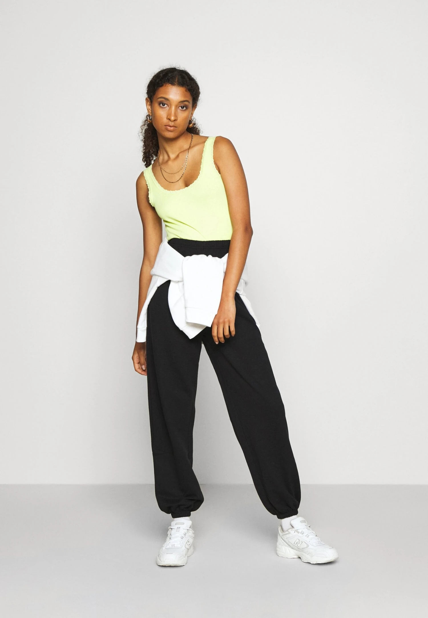 Pantaloni SportiviBlack Donna Pantaloni EV421A08W-Q11 Even&Odd Pantaloni SportiviBlack Donna Pantaloni EV421A08W-Q11 -Even&Odd Negozio cbc20655b44744049761069e3fdfac79 scaled