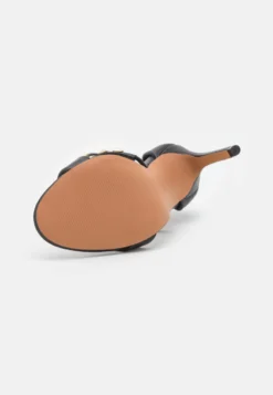 Even&Odd SandaliBlack Donna Tacchi Alti EV411A0WV-Q11 6 Even&Odd SandaliBlack Donna Tacchi Alti EV411A0WV-Q11 -Even&Odd Negozio cbe232e5767c4e6d83d47a2342cde781 scaled