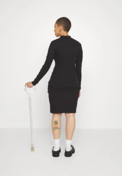 Even&Odd Maglietta A Manica LungaBlack Donna T-shirt E Top EV421D1YC-Q11 -Even&Odd Negozio d39dd8801af24a6a9cadf0f36a0c7240 scaled