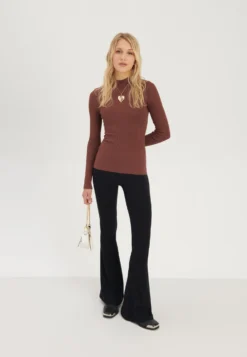 Even&Odd Negozio 13 Even&Odd Negozio -Even&Odd Negozio d444001ab0414818ad4092df04b32b96 scaled