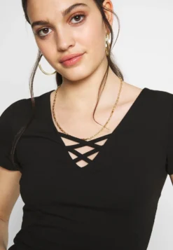 Even&Odd T-Shirt Con StampaBlack Donna T-shirt E Top EV421D1D6-Q11 -Even&Odd Negozio d8387a258c7044d4988ab9d56dcad09d scaled