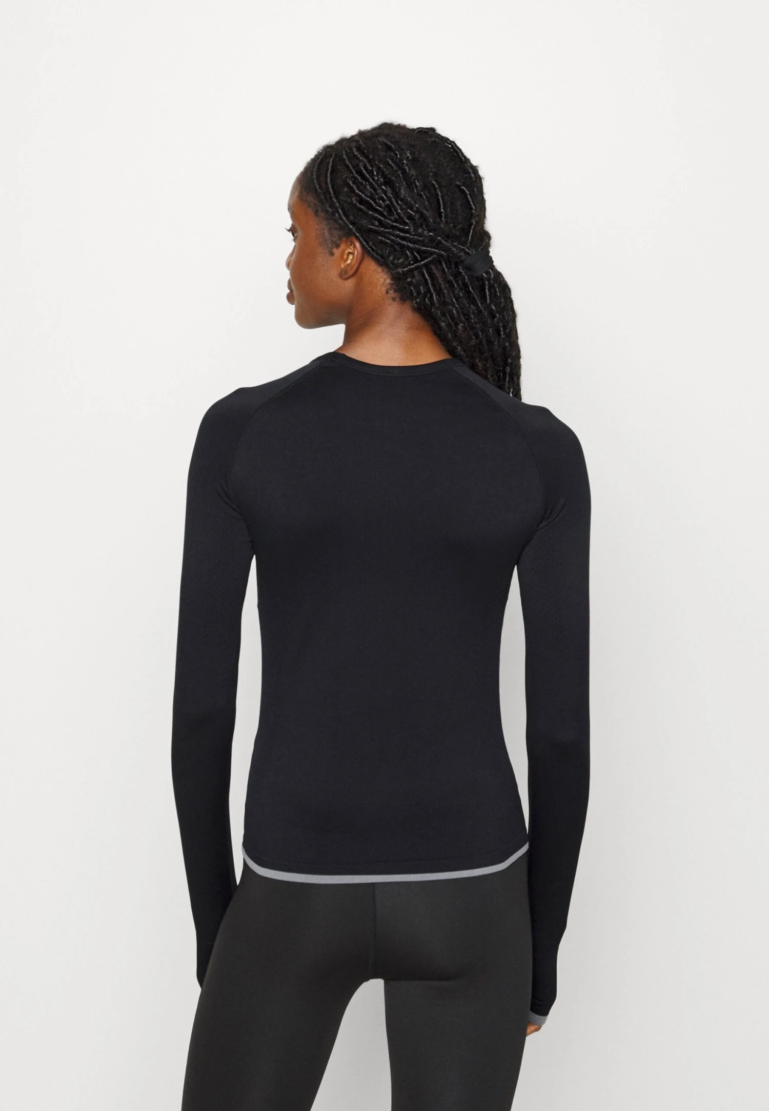 Maglietta A Manica LungaBlack Donna T-shirt e top EV941D04N-Q11 Maglietta A Manica LungaBlack Donna T-shirt E Top EV941D04N-Q11 -Even&Odd Negozio ddce051d857c41d198d506782c40359b scaled