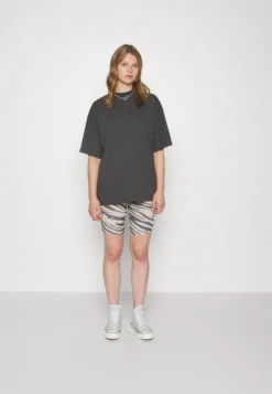 Even&Odd T-Shirt Con StampaAnthracite Donna T-shirt E Top EV421D26H-Q11 6 Even&Odd T-Shirt Con StampaAnthracite Donna T-shirt E Top EV421D26H-Q11 -Even&Odd Negozio e273195dea044dfca3fb8c7be8c489c7 scaled