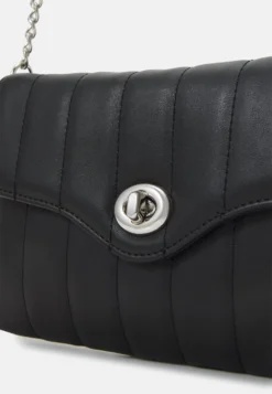 Even&Odd Borsa A TracollaBlack Donna Borse EV451H14Y-Q11 -Even&Odd Negozio e31166129be0462abd972c222e021a54 scaled