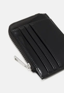 Even&Odd PortafoglioBlack Donna Portafogli E Portachiavi EV451F04A-Q11 5 Even&Odd PortafoglioBlack Donna Portafogli E Portachiavi EV451F04A-Q11 -Even&Odd Negozio e769d2f868c541f6b779c1ab940ebb46 scaled