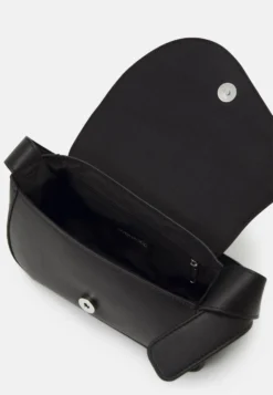 Even&Odd Borsa A ManoBlack Donna Borse EV451H13P-Q11 4 Even&Odd Borsa A ManoBlack Donna Borse EV451H13P-Q11 -Even&Odd Negozio efb1d3cadb5c4225ae5d83b9a9d72ab2 scaled