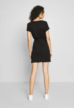 Even&Odd Basic Short Sleeves Mini Belted Dress - Vestito Di Maglina - Black/Black 4 Even&Odd Basic Short Sleeves Mini Belted Dress - Vestito Di Maglina - Black/Black -Even&Odd Negozio f062461145ff4598af800d1de8eb9c70 scaled