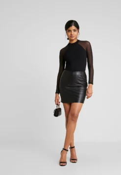 Even&Odd BodysuitMaglietta A Manica LungaBlack Donna T-shirt E Top EV421D19G-Q11 -Even&Odd Negozio f134636b71c249e5a5fcbbcacffb1710 scaled