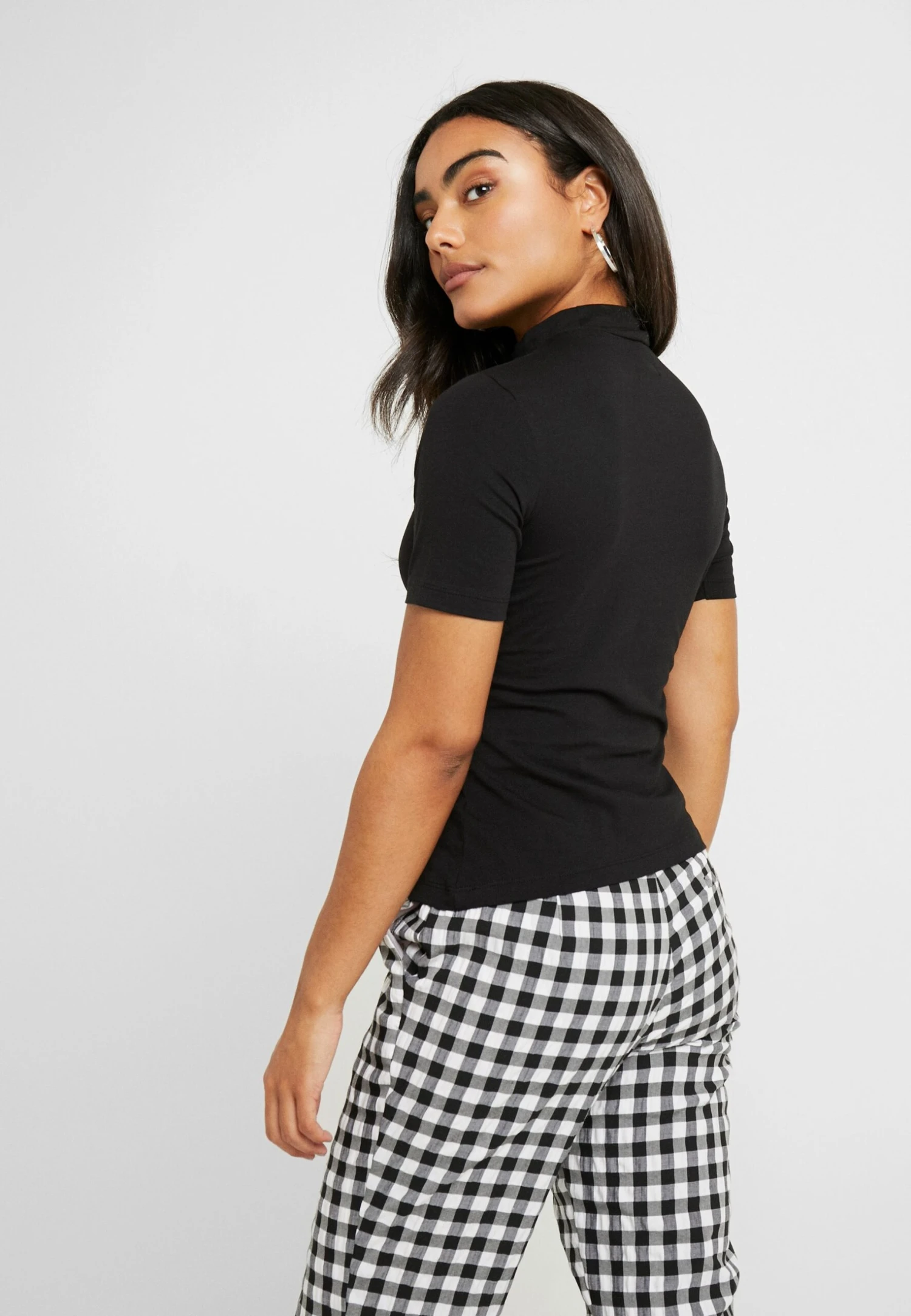 2Er PackT-Shirt BasicWhite/Black Donna T-shirt e top EVF21D01P-A11 2Er PackT-Shirt BasicWhite/Black Donna T-shirt E Top EVF21D01P-A11 -Even&Odd Negozio f662818a081c4585b70cd10f790a31b4 scaled