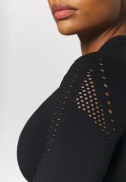 Maglietta A Manica LungaBlack Donna T-shirt E Top EV941D03U-Q11 6 Maglietta A Manica LungaBlack Donna T-shirt E Top EV941D03U-Q11 -Even&Odd Negozio f716492e57684d5fa3221c82923c9470 scaled