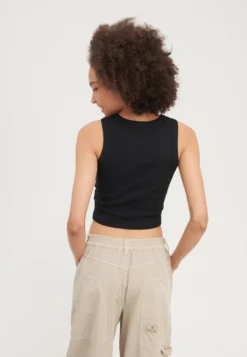 Even&Odd TopBlack Donna T-shirt E Top EV421D25G-Q11 -Even&Odd Negozio f8b959d6262e41308e75e6d2851eb1af scaled