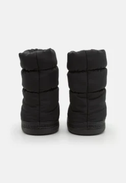 Even&Odd Stivali Da Neve Black Donna Stivali EV411X02E-Q11 -Even&Odd Negozio fc2bd79fd0e0480aa04490cb0659c8df scaled