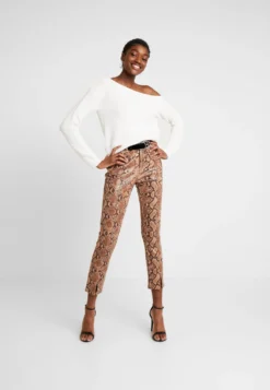 Even&Odd MaglioneOff-White Donna Maglieria EV421I09W-A11 -Even&Odd Negozio ff47d42addf14b4c9bbb548a727cc95c scaled